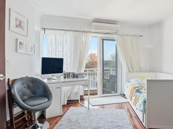 4051 Nostrand Avenue image 27 of 37