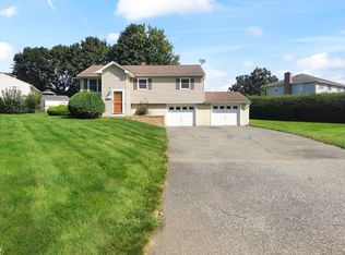115 Clover Rd, Ludlow, MA 01056