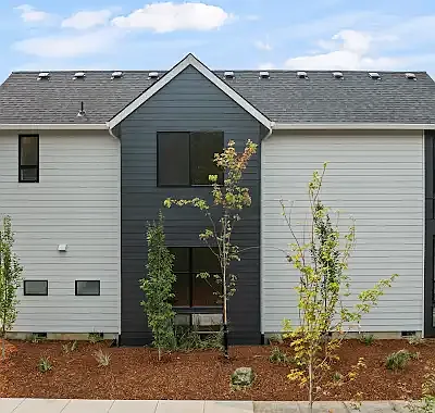 3 bed, 2.5 bath, 1540 sqft, $3,400 — Photo 4