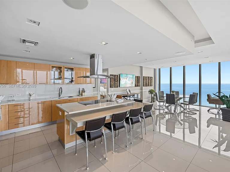 6899 Collins Ave #2708 — Photo 4