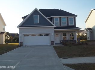 1015 Terraces Ln, Hampstead, NC 28443