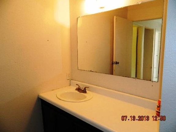 5th image of 9623 Crescent Oaks Dr