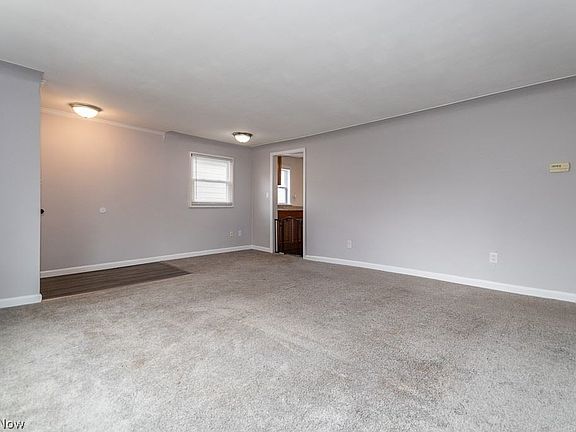 4th image of 1001 Quentin Rd