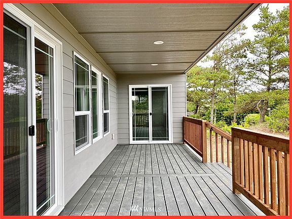 4th image of 1252 E Ocean Shores Boulevard