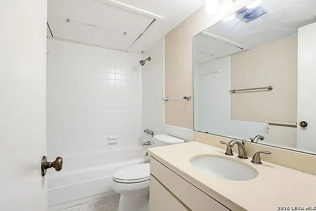 8401 N New Braunfels Ave #245 — Photo 12