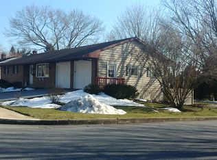 70 N Fulton St, Manheim, PA 17545