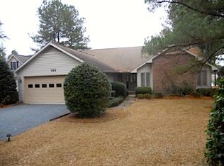 160 Cardinal Ln, Pinehurst, NC 27376