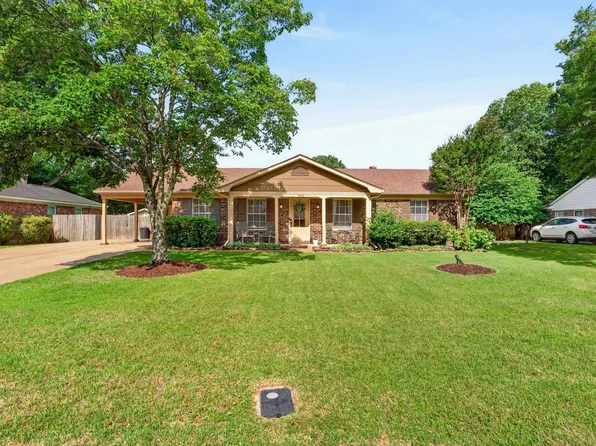 895 Barbara Lynn Dr, Collierville, TN 38017