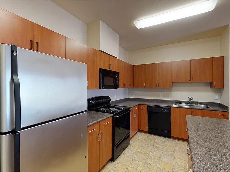 Griffis Lake Washington A8 kitchen with cherry cabinets.
