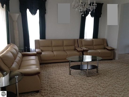 5th image of 1517 Somerset Ct