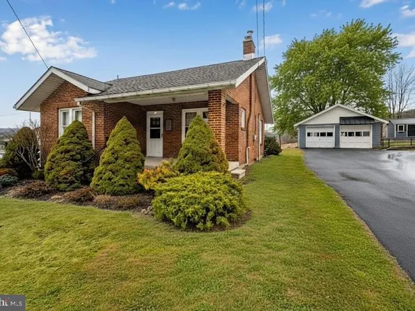 313 W Liberty St, Oakland, MD 21550