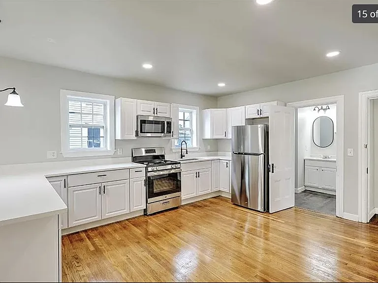 589 Public St #1 — Photo 8