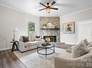 24 Midway St, Granite Falls, NC 28630