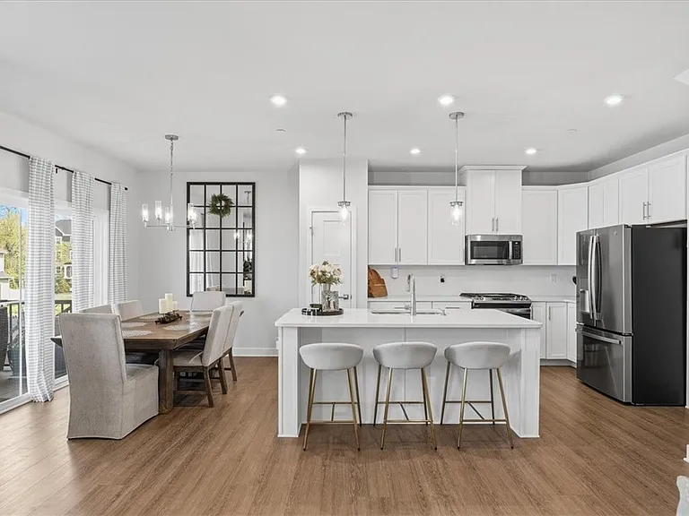 5203 Spruce Rd — Photo 11