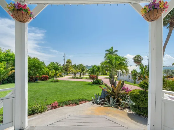 12417 S Indian River Drive, Jensen Beach, FL 34957