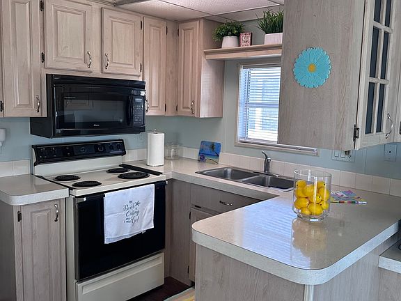5th image of 15 Tarpon Dr #2711