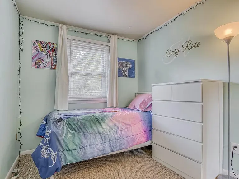 9909 Maidbrook Rd — Photo 9