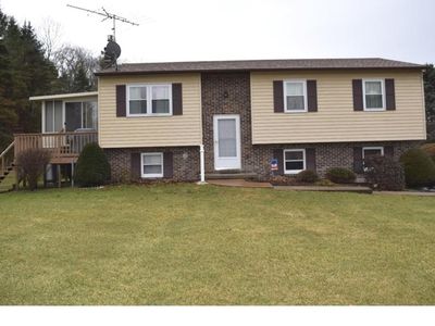 204 Adams Rd, Kutztown, PA, 19530