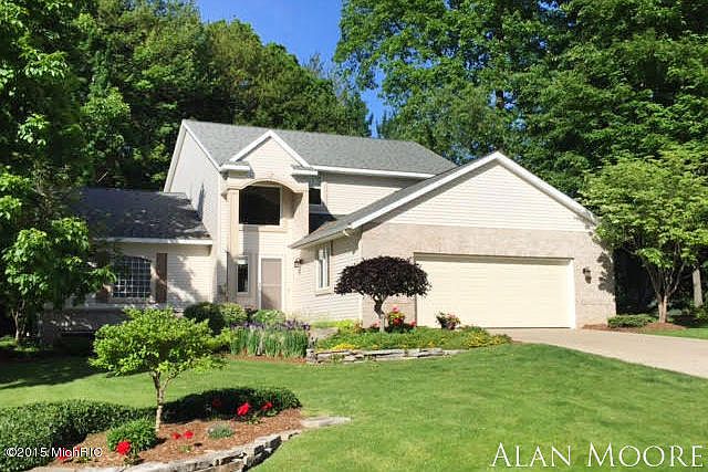 1st image of 6273 Miramonte Dr NE