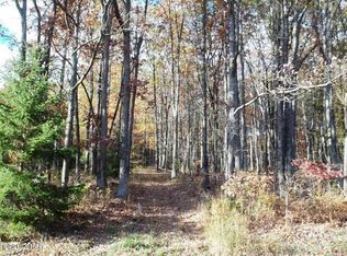 Tomhicken Rd, Sugarloaf, PA 18249