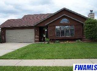 207 Meadow Ln, Kendallville, IN