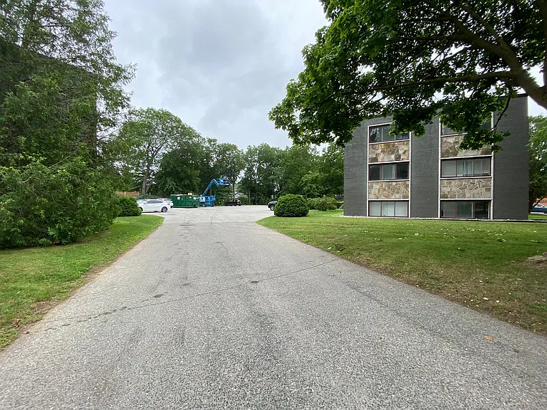 2148 Lilnan Ct #4 — Photo 6