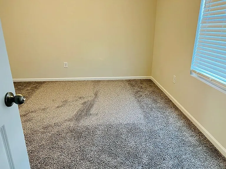 280 Brook Farm — Photo 5