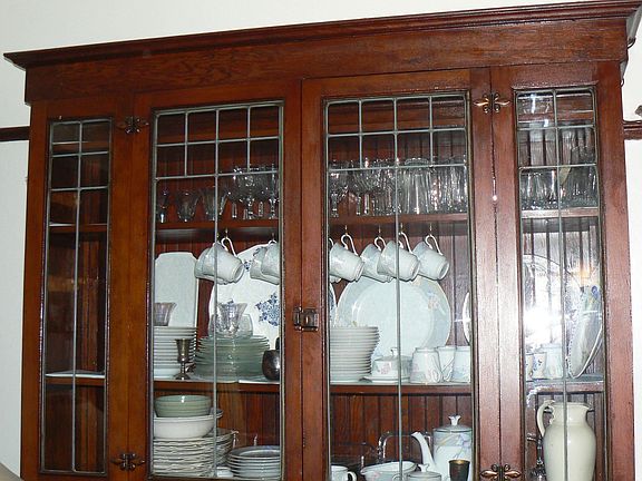 Built in china cabinet in DR