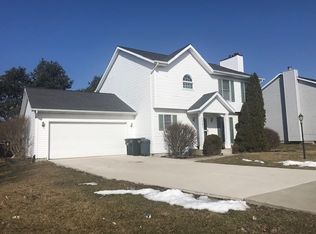 1041 E Johnson Rd, South Bend, IN 46614