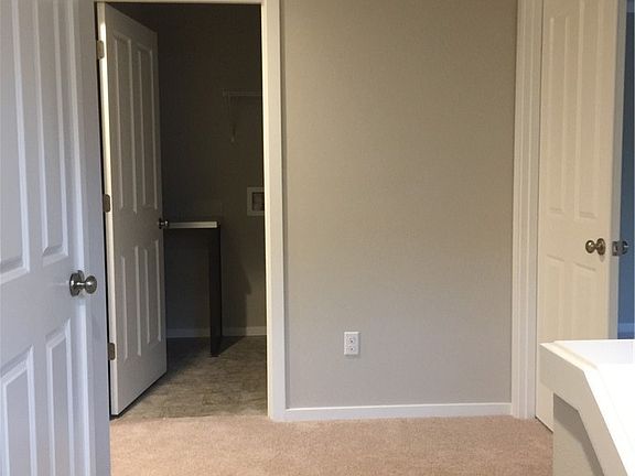 5th image of 9926 13th St SE #G13