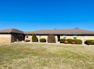 1821 N Deffer Dr, Nixa, MO 65714