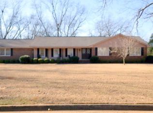 417 Valley View Dr, Fort Valley, GA 31030