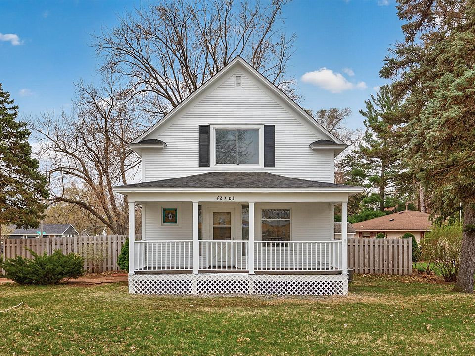 1st image of 4203 Lake Dr