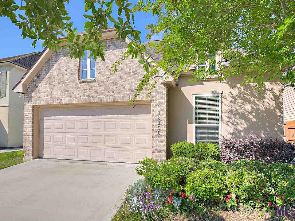 1st image of 18136 River Birch Dr