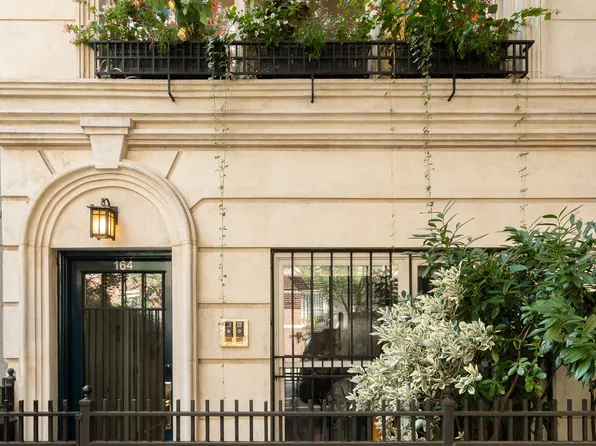 164 East 91st Street image 1 of 23