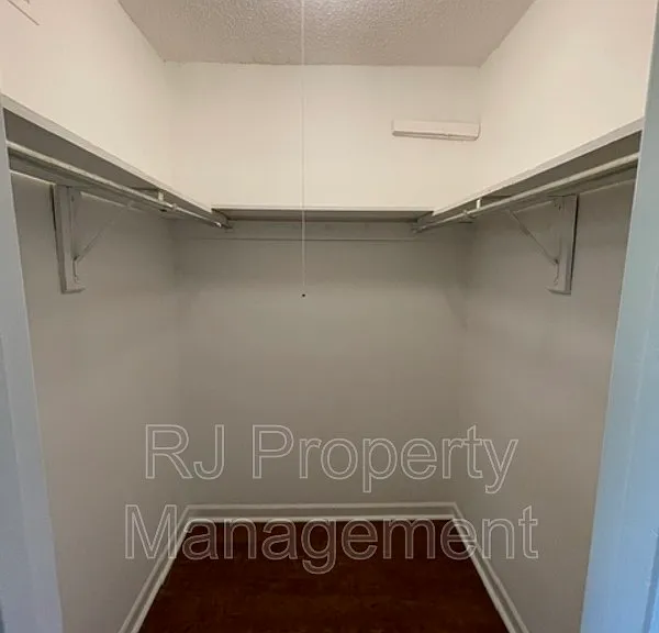 6426 Ashton Rd — Photo 20