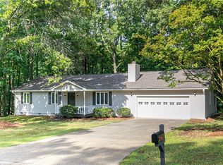 5819 Stonehaven Dr NW, Kennesaw, GA