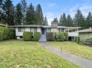 3990 Delbrook Ave, North Vancouver, BC V7N 3Z8