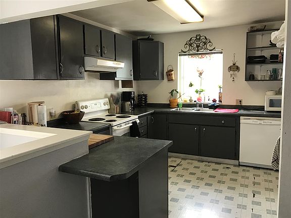 2nd image of 219 Kleaver Dr