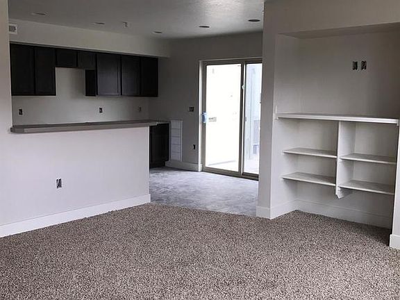 2nd image of 1845 Bella Ln APT 3