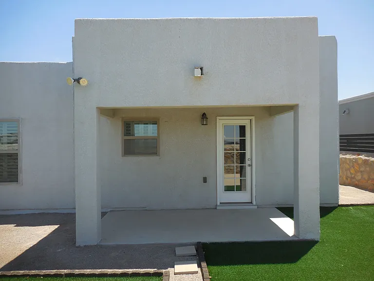 227 Ellesmere Way — Photo 36