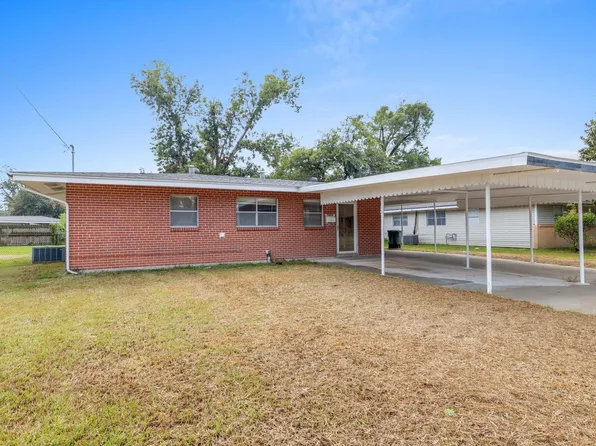 1404 Meadow Dr, Lake Charles, LA 70607