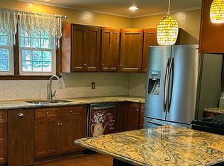 1019 Moosic St, Scranton, PA 18505