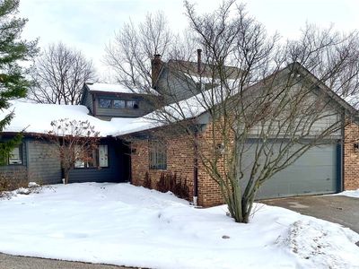 112 Signal Hl, Chagrin Falls, OH, 44023
