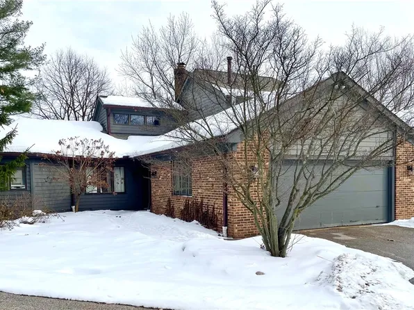 112 Signal Hl, Chagrin Falls, OH 44023