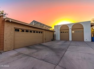 6749 N Sesame Ln, Tucson, AZ 85704