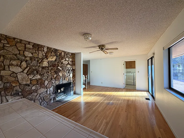 2435 Lake Ridge Shrs E — Photo 10