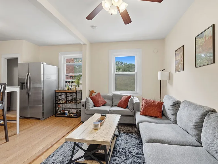 130 Bloomfield St #2 — Photo 8