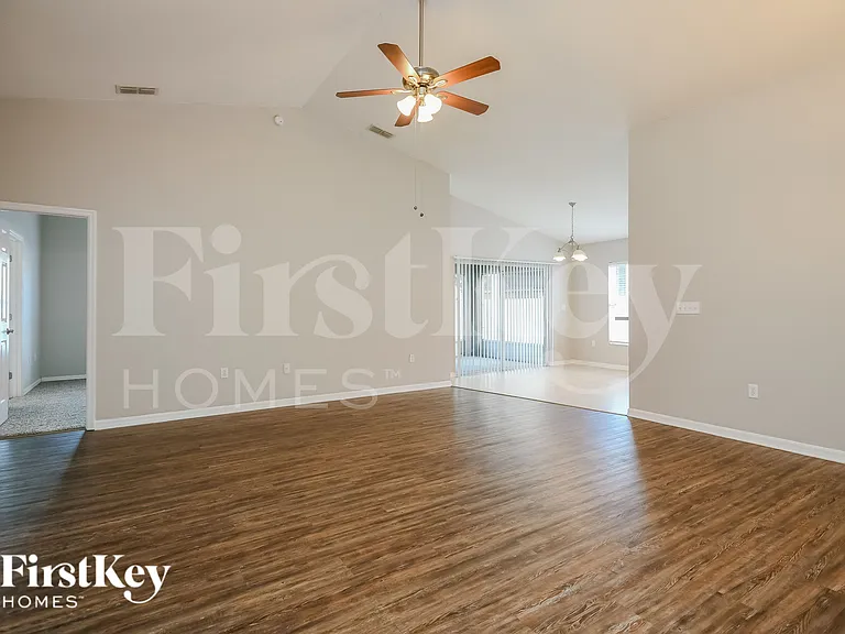 4736 Mandolin Loop — Photo 3