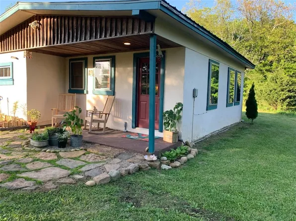 4951 S State Highway 7, Jasper, AR 72641